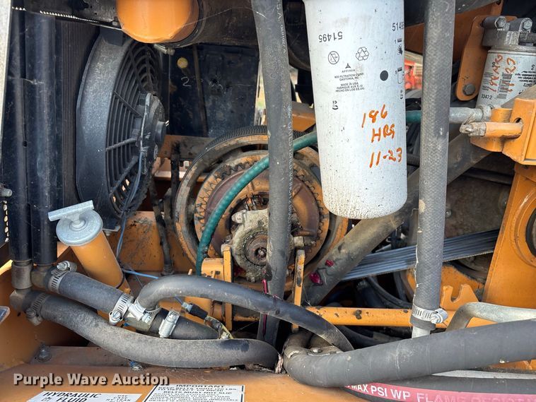 image for item FG0689 1997 Case 360 trencher