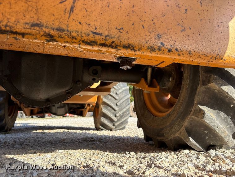 image for item FG0689 1997 Case 360 trencher