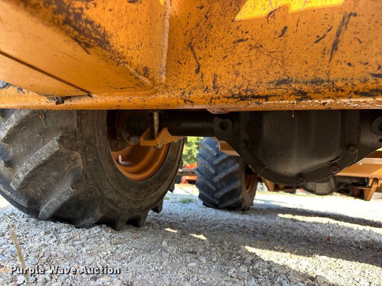 image for item FG0689 1997 Case 360 trencher