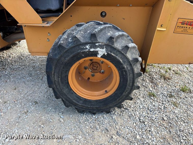 image for item FG0689 1997 Case 360 trencher