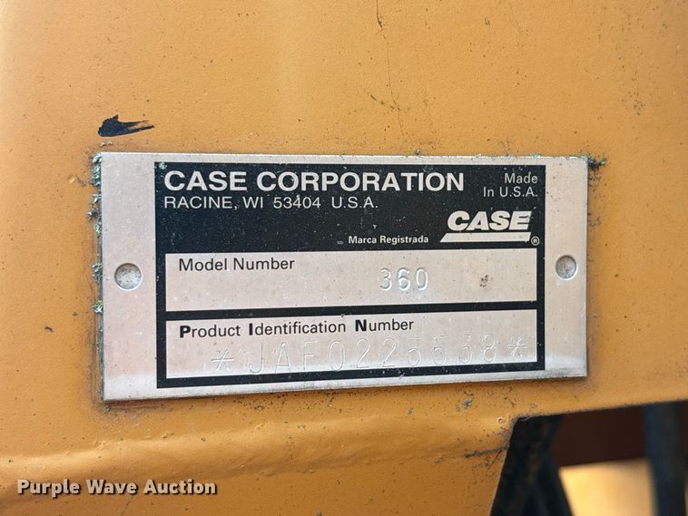 image for item FG0689 1997 Case 360 trencher