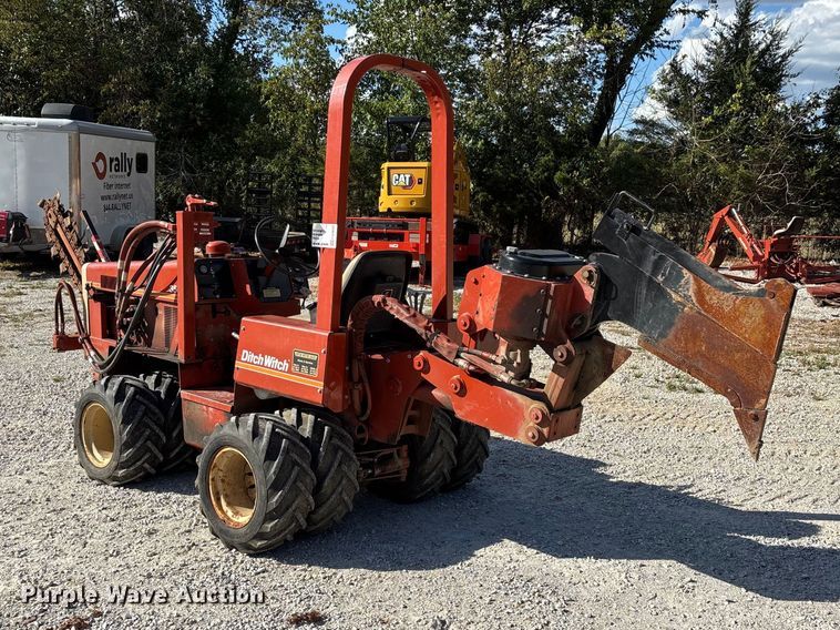 image for item FG0690 1985 Ditch Witch 350SX cable plow