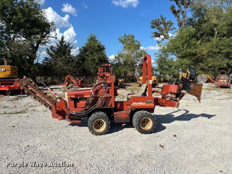 image for item FG0690 1985 Ditch Witch 350SX cable plow