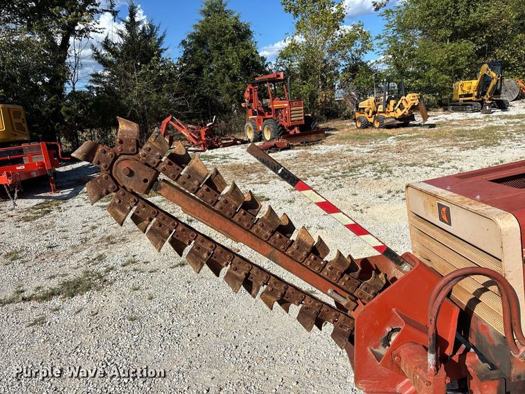 image for item FG0690 1985 Ditch Witch 350SX cable plow