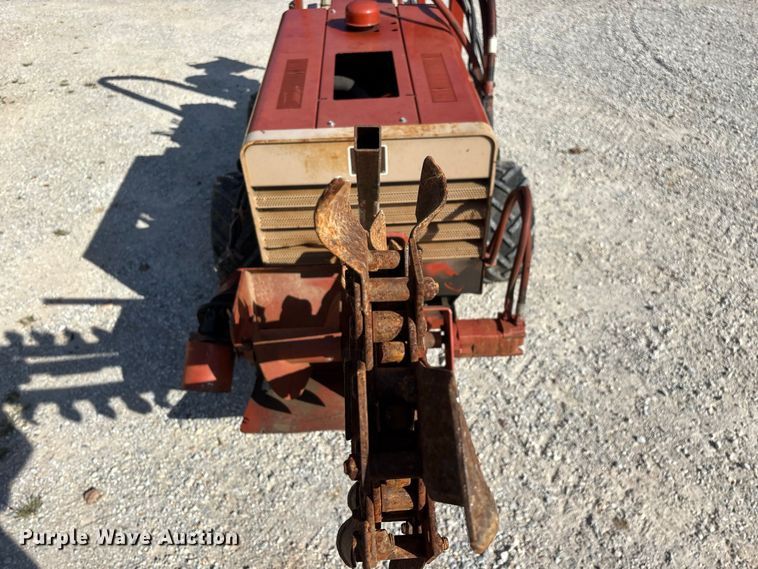 image for item FG0690 1985 Ditch Witch 350SX cable plow