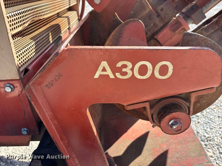image for item FG0690 1985 Ditch Witch 350SX cable plow