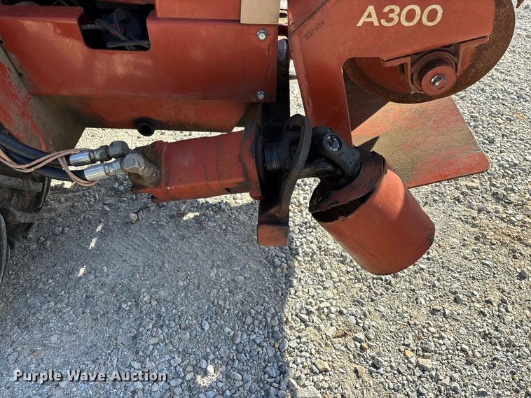 image for item FG0690 1985 Ditch Witch 350SX cable plow