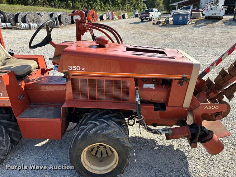 image for item FG0690 1985 Ditch Witch 350SX cable plow