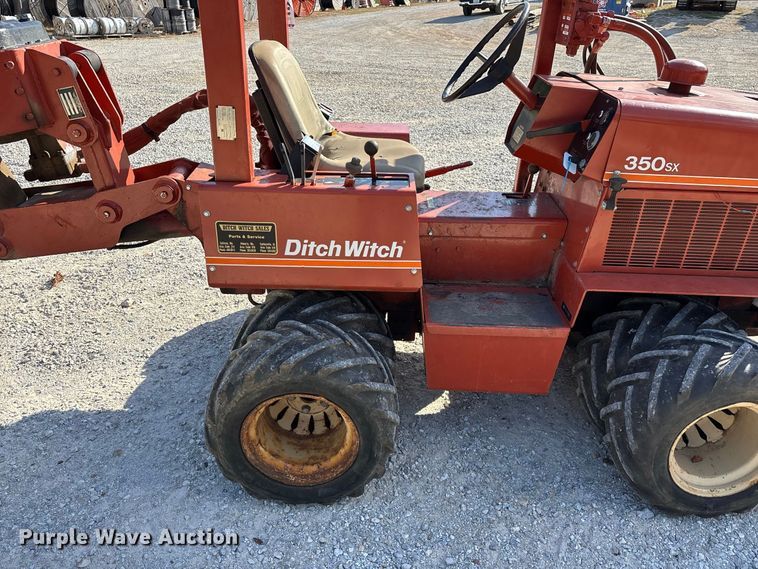 image for item FG0690 1985 Ditch Witch 350SX cable plow
