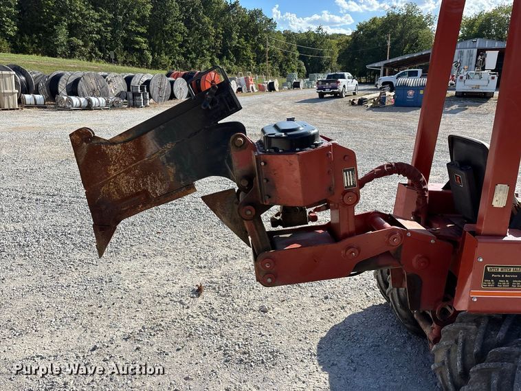 image for item FG0690 1985 Ditch Witch 350SX cable plow