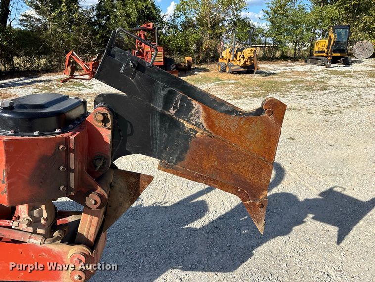 image for item FG0690 1985 Ditch Witch 350SX cable plow