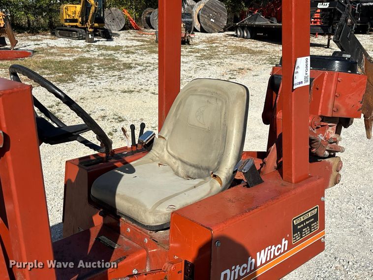 image for item FG0690 1985 Ditch Witch 350SX cable plow