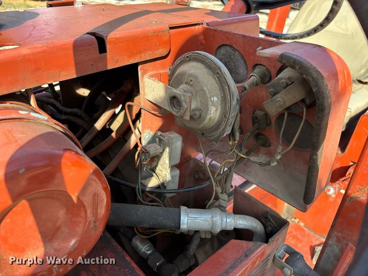 image for item FG0690 1985 Ditch Witch 350SX cable plow