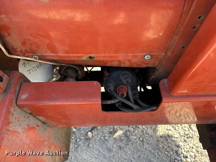 image for item FG0690 1985 Ditch Witch 350SX cable plow
