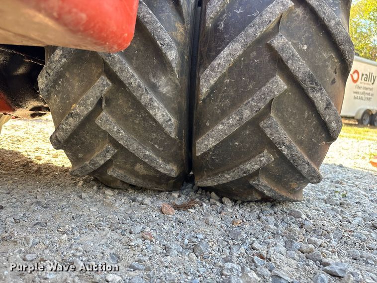image for item FG0690 1985 Ditch Witch 350SX cable plow