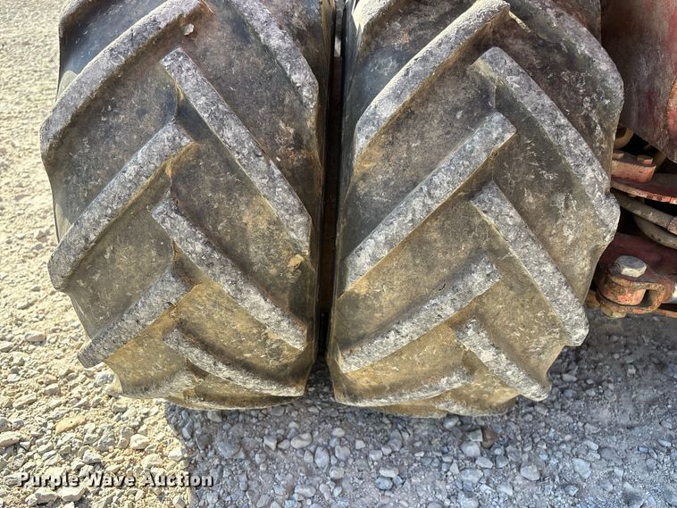 image for item FG0690 1985 Ditch Witch 350SX cable plow