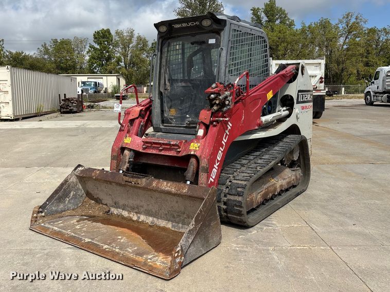 image for item FG0701 2017 Takeuchi TL12R2 tracked skid steer loader