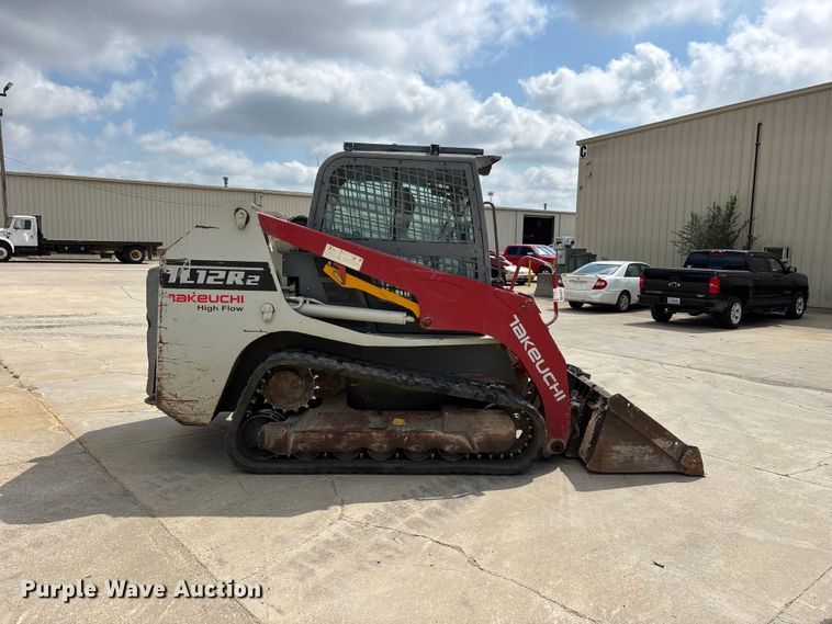 image for item FG0701 2017 Takeuchi TL12R2 tracked skid steer loader