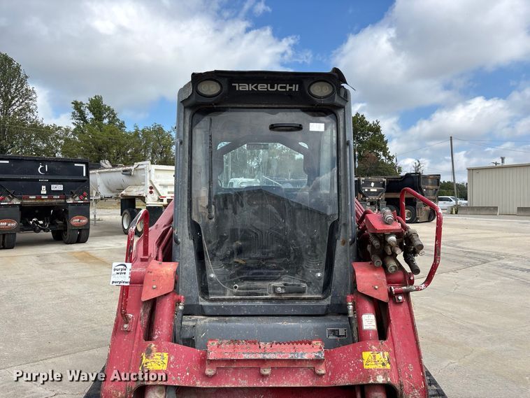 image for item FG0701 2017 Takeuchi TL12R2 tracked skid steer loader