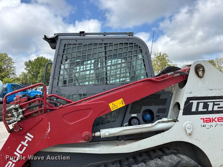 image for item FG0701 2017 Takeuchi TL12R2 tracked skid steer loader
