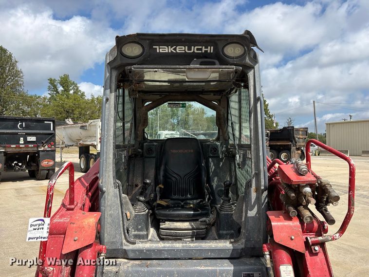 image for item FG0701 2017 Takeuchi TL12R2 tracked skid steer loader