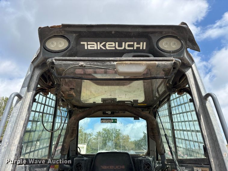 image for item FG0701 2017 Takeuchi TL12R2 tracked skid steer loader