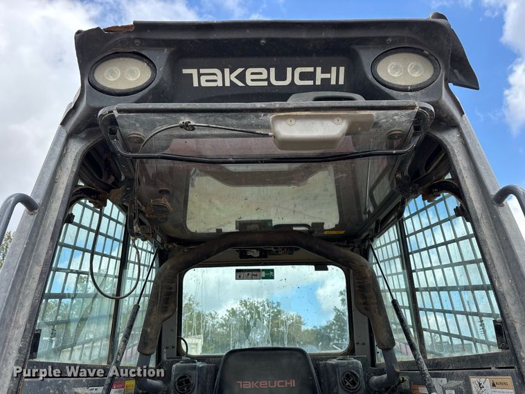 image for item FG0701 2017 Takeuchi TL12R2 tracked skid steer loader