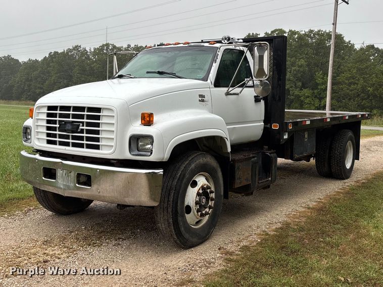 1997 Chevrolet C7500 flatbed truck