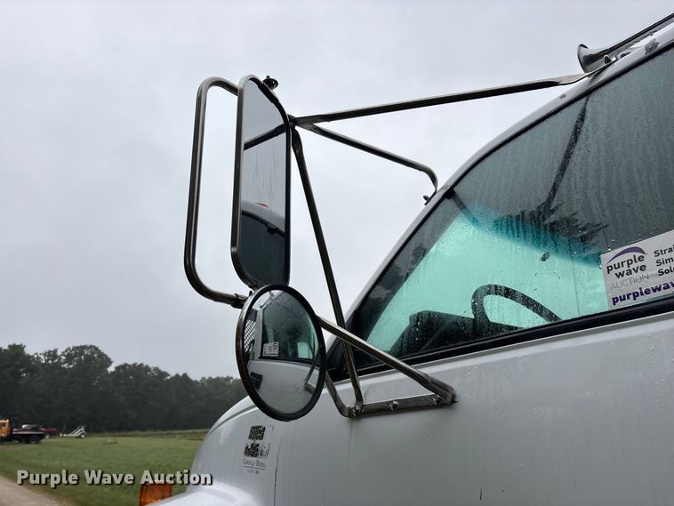 image for item FG0704 1997 Chevrolet C7500 flatbed truck