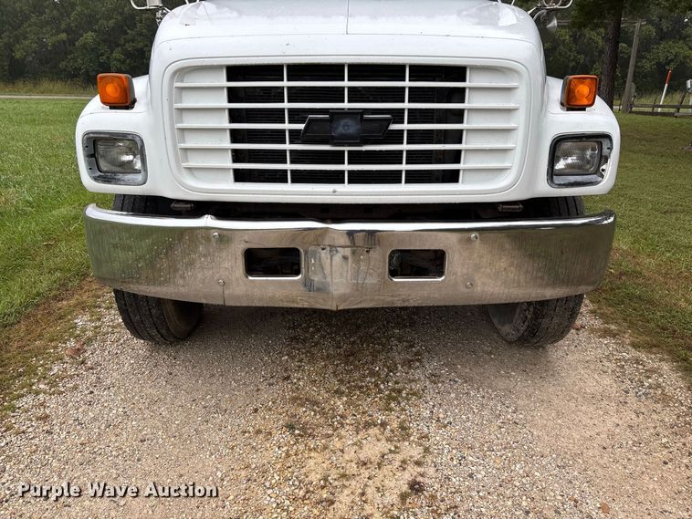 image for item FG0704 1997 Chevrolet C7500 flatbed truck