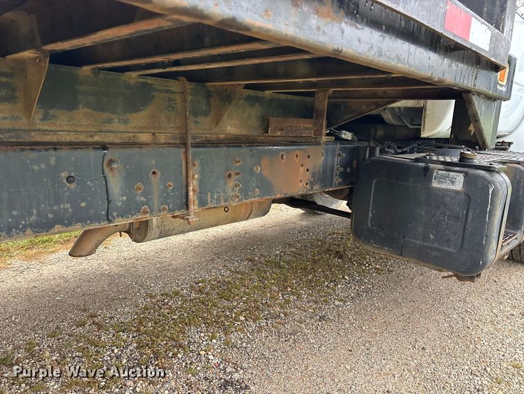 image for item FG0704 1997 Chevrolet C7500 flatbed truck