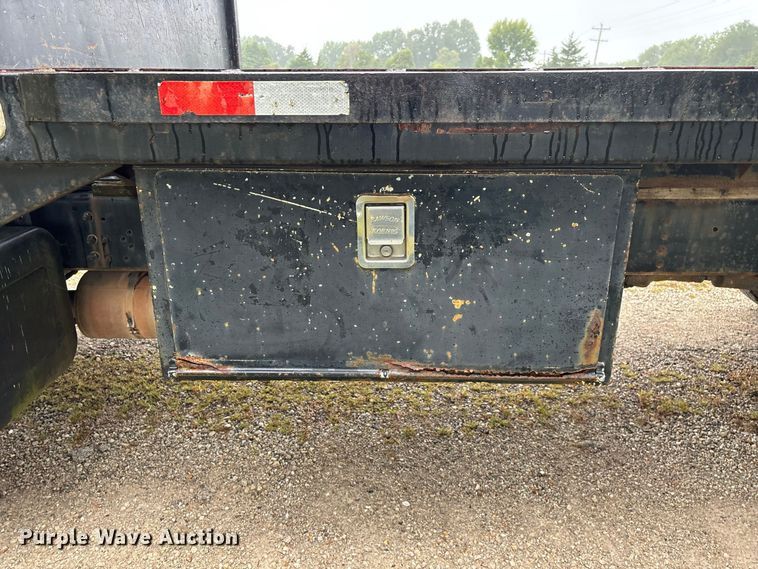 image for item FG0704 1997 Chevrolet C7500 flatbed truck