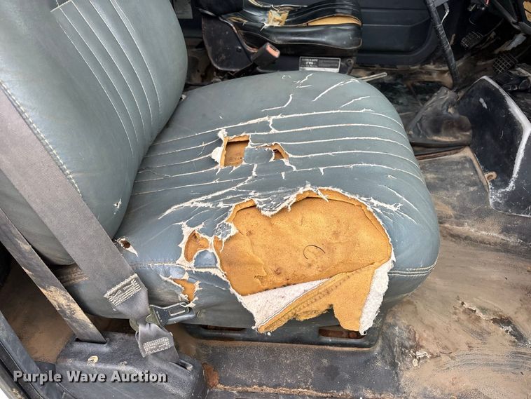 image for item FG0704 1997 Chevrolet C7500 flatbed truck