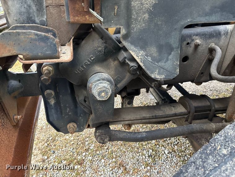 image for item FG0704 1997 Chevrolet C7500 flatbed truck