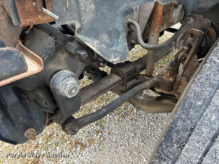 image for item FG0704 1997 Chevrolet C7500 flatbed truck