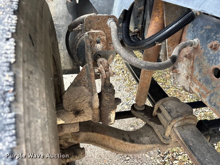 image for item FG0704 1997 Chevrolet C7500 flatbed truck