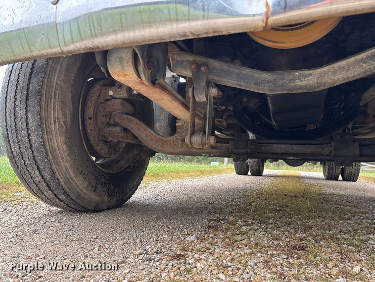 image for item FG0704 1997 Chevrolet C7500 flatbed truck