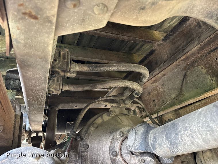 image for item FG0704 1997 Chevrolet C7500 flatbed truck