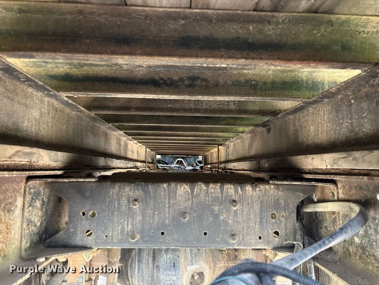 image for item FG0704 1997 Chevrolet C7500 flatbed truck