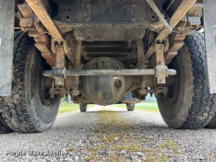 image for item FG0704 1997 Chevrolet C7500 flatbed truck
