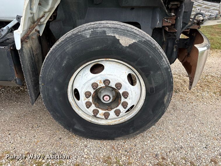 image for item FG0704 1997 Chevrolet C7500 flatbed truck