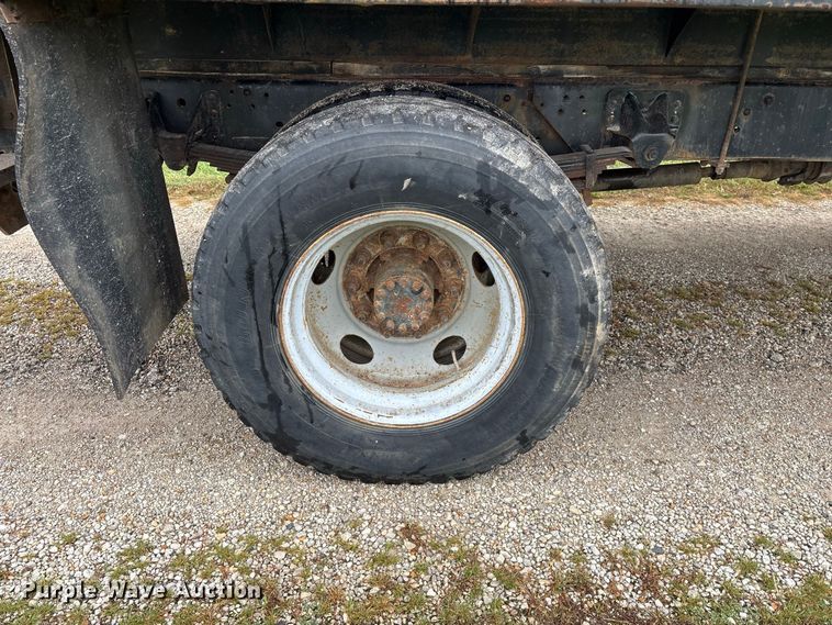 image for item FG0704 1997 Chevrolet C7500 flatbed truck