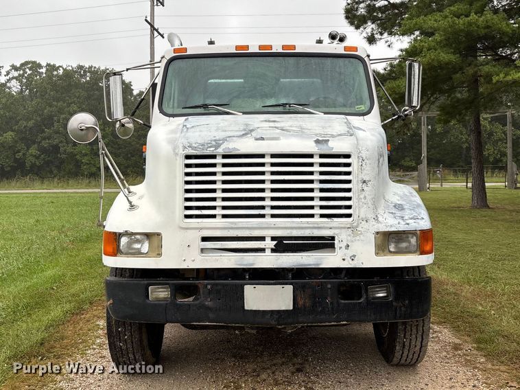 image for item FG0705 1997 International 8100 reel truck