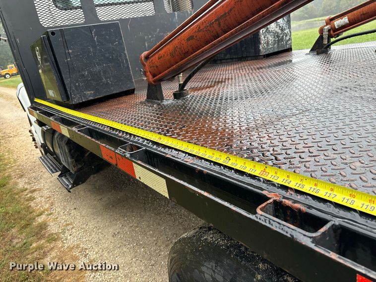 image for item FG0705 1997 International 8100 reel truck