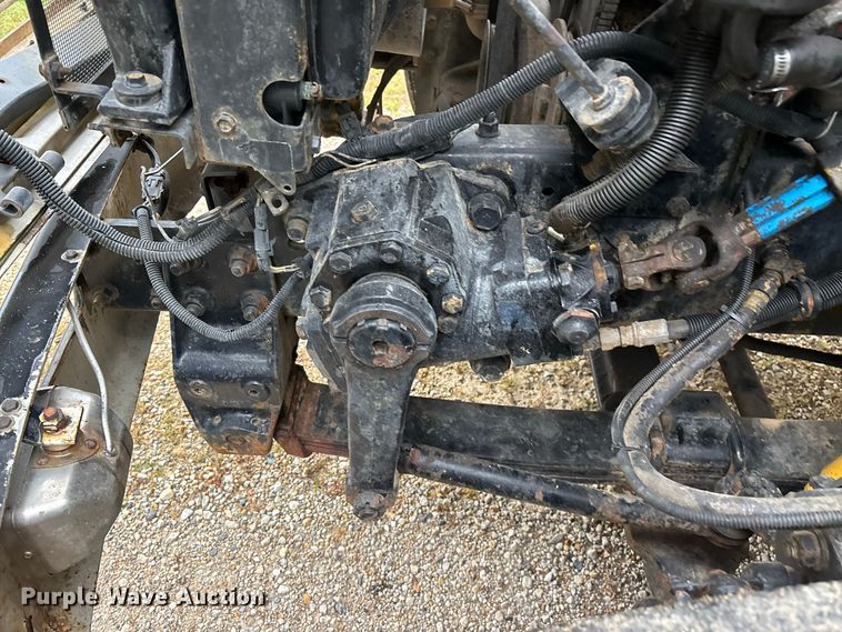 image for item FG0705 1997 International 8100 reel truck