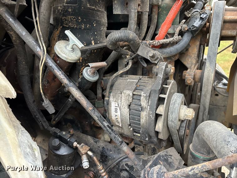 image for item FG0705 1997 International 8100 reel truck