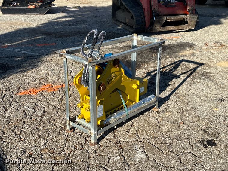 image for item FG0715 Lyals ALS680 breaker