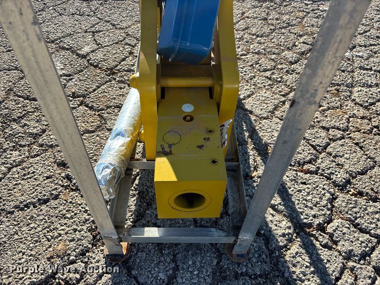 image for item FG0715 Lyals ALS680 breaker