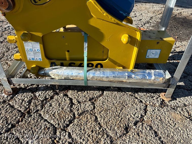 image for item FG0715 Lyals ALS680 breaker