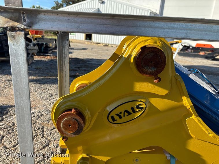 image for item FG0715 Lyals ALS680 breaker